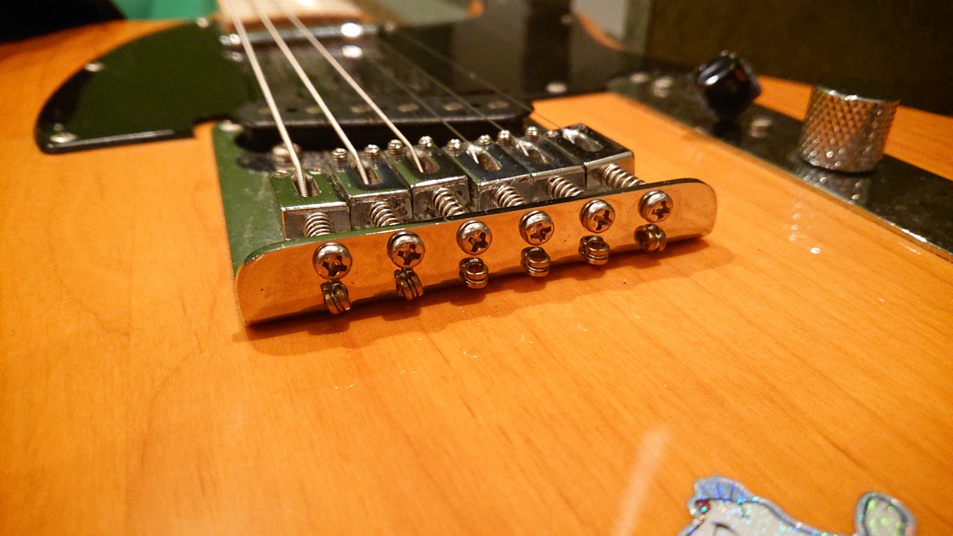 エレキギター フェンダースクワイヤーって どうなの ぴょろ活